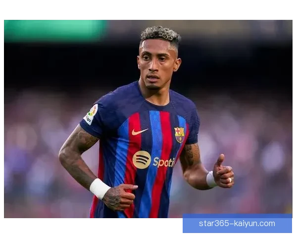 巴萨传奇再创佳绩，队史射手王助力球队重返巅峰表现亮眼