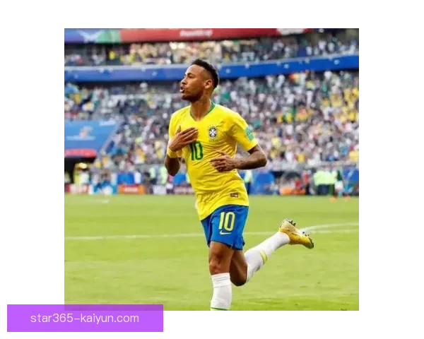 内马尔国家队首秀彰显潜力，未来表现备受期待