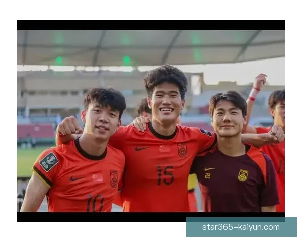 越南队在友谊赛中表现稳健,有望提升球队士气与信心 越南队在友谊赛中表现稳健,有望提升球队士气与信心